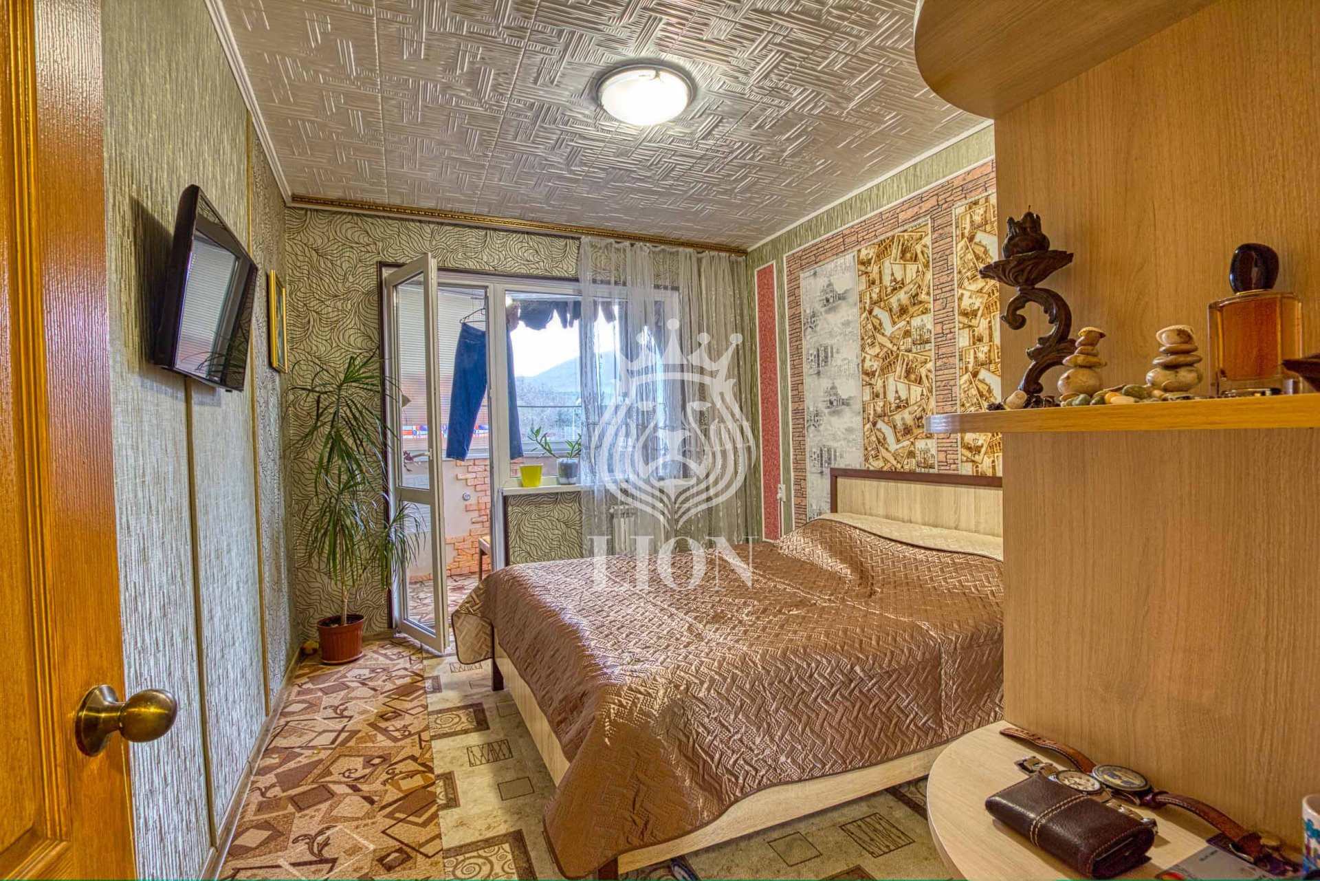 3-к квартира 80 м² 7/9 эт., Октябрьская — фото 2