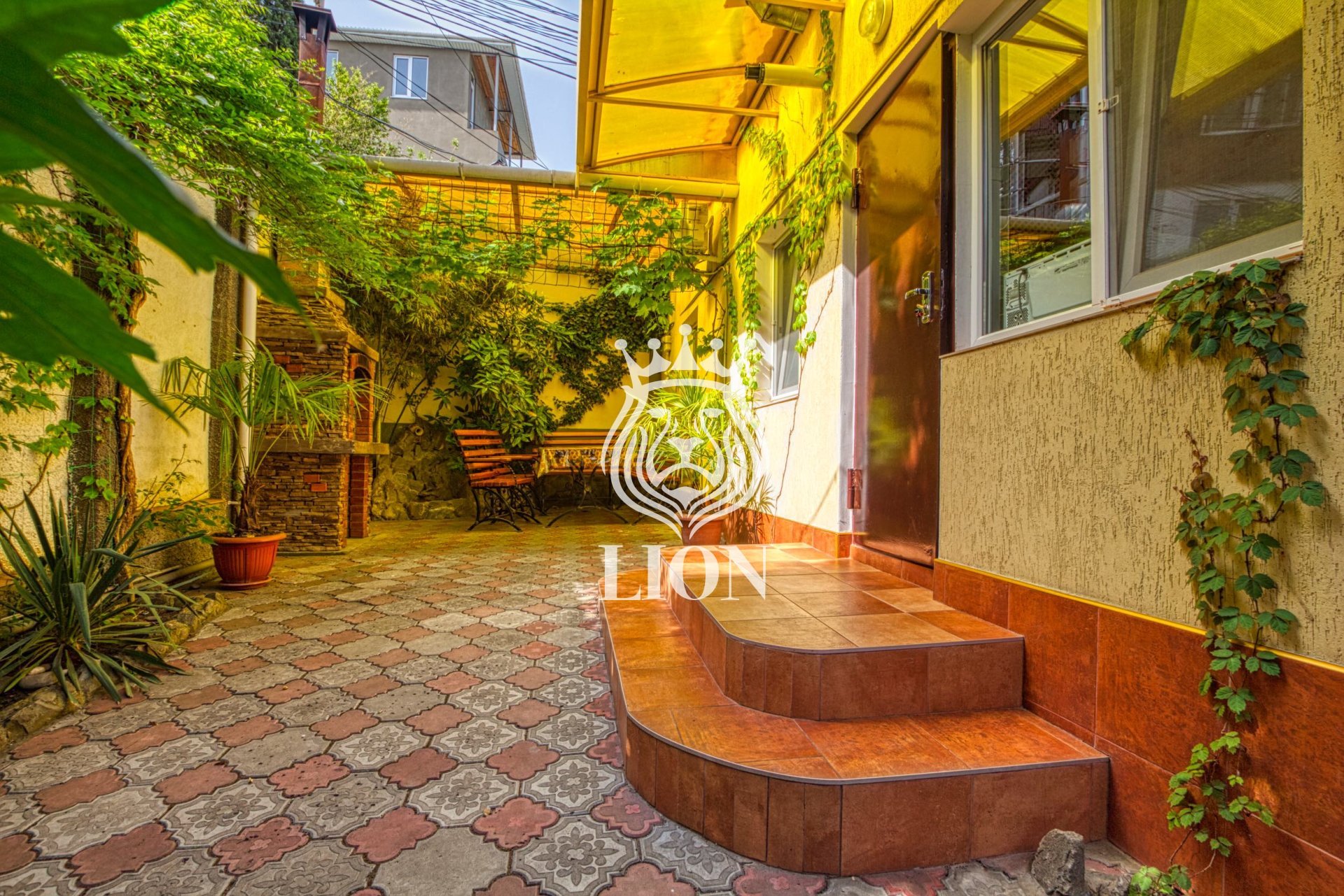 Дом 60 м² на 3.9 сот., Алушта — фото 1