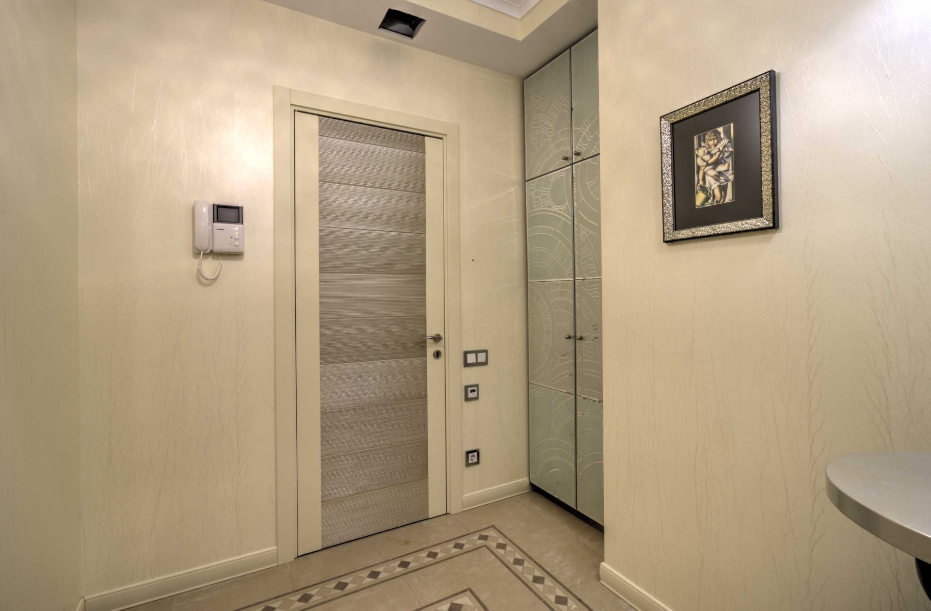 3-к квартира 170 м² 2/7 эт., Парковая