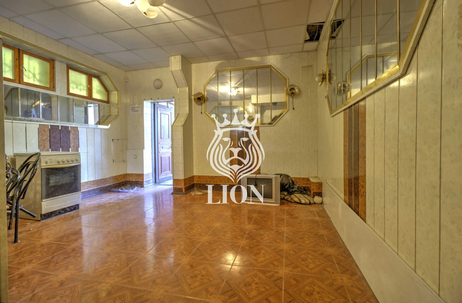 Коммерческая 470.1 м², Алушта