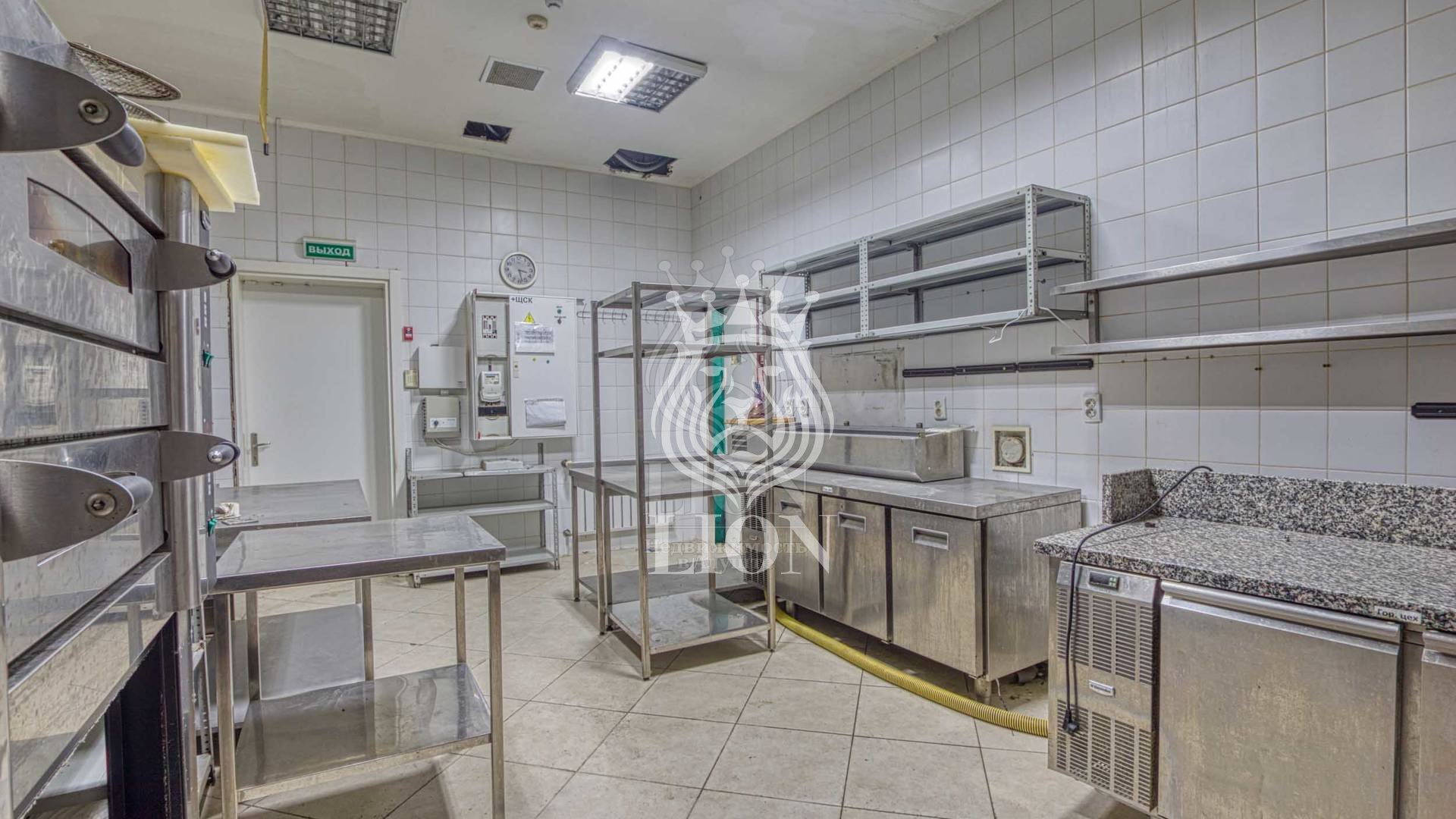 Квартира 168 м² 1/13 эт., Краснофлотская