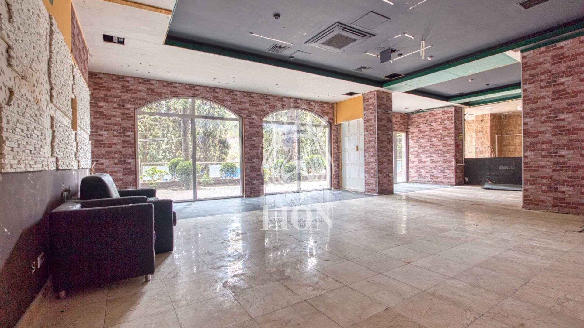 Квартира 168 м² 1/13 эт., Краснофлотская