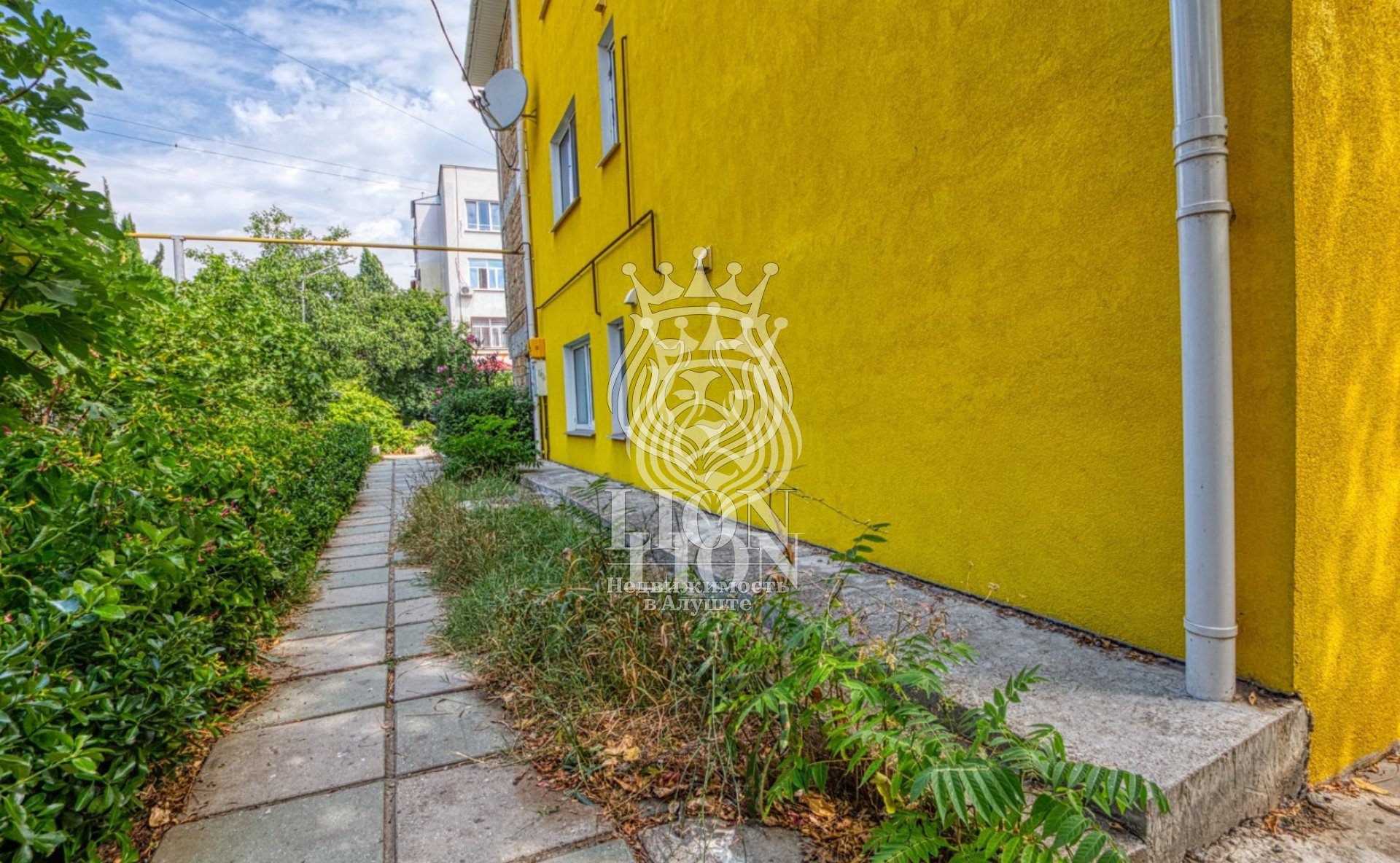 Дом 202.9 м² на 2 сот., Алушта