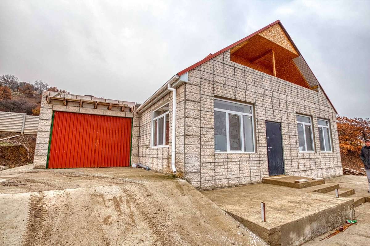 Дом 163 м² на 6 сот., Лучистое