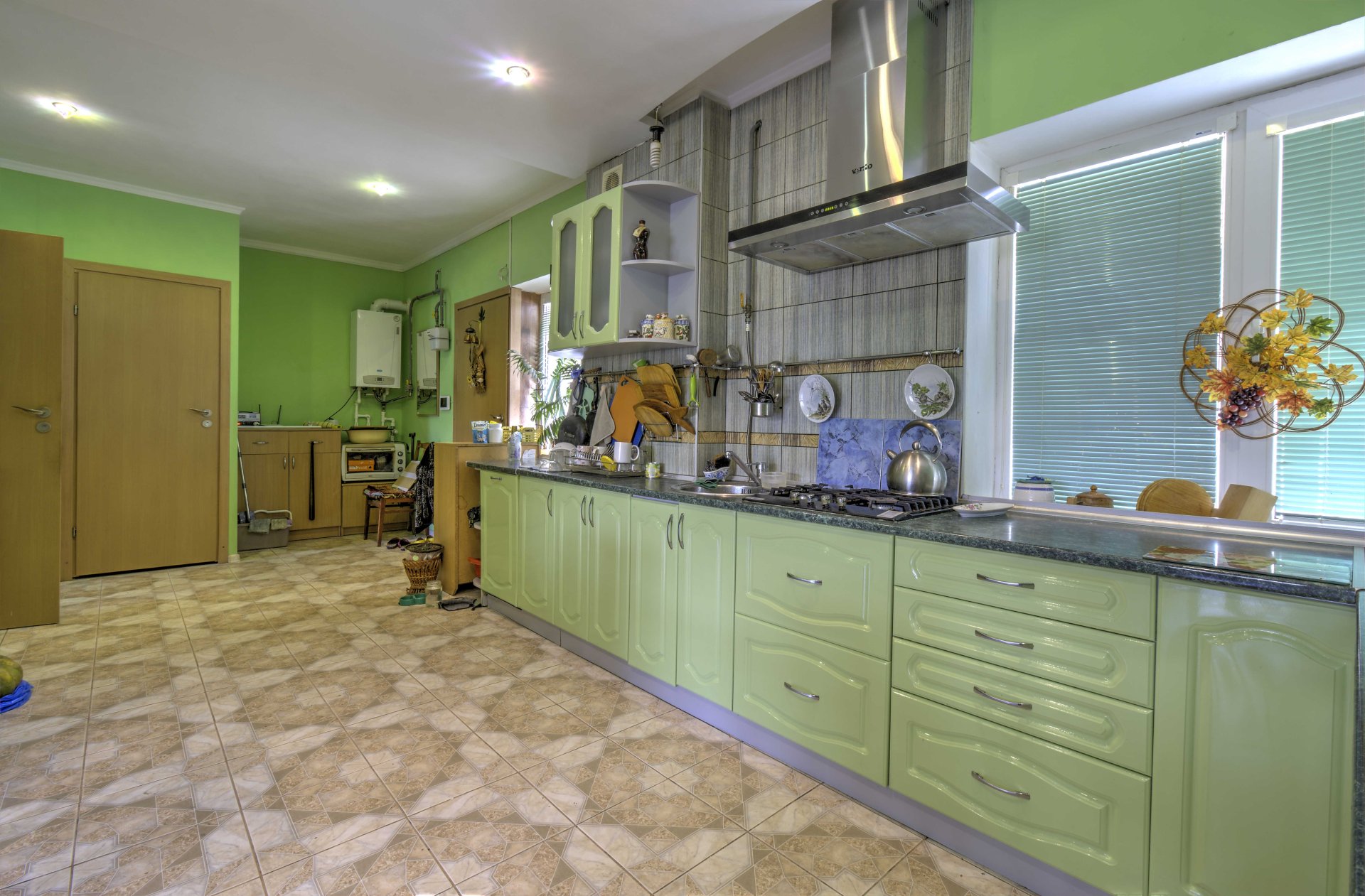 6-к квартира 216 м², Юбилейная