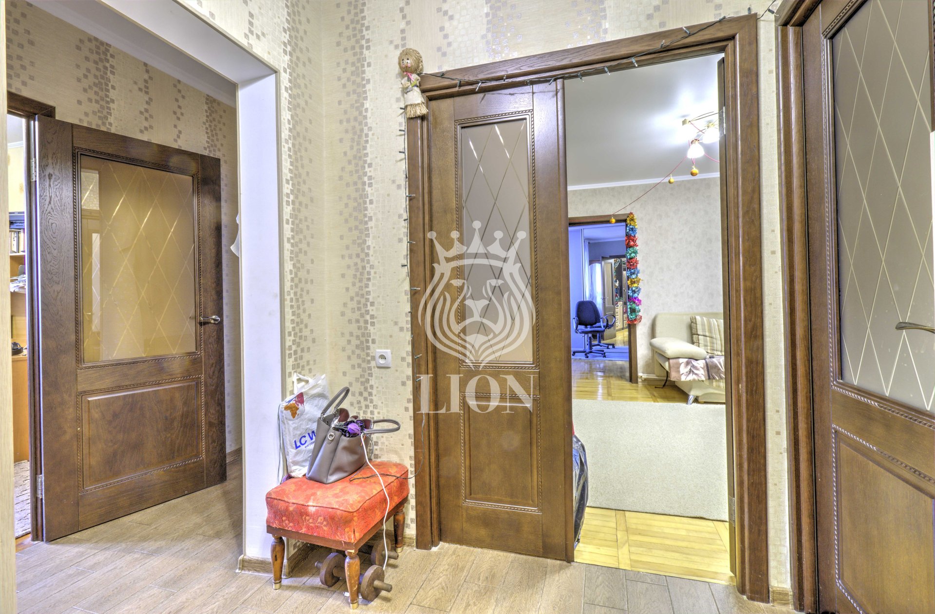 4-к квартира 99.7 м² 2/9 эт., 60 лет СССР — фото 3