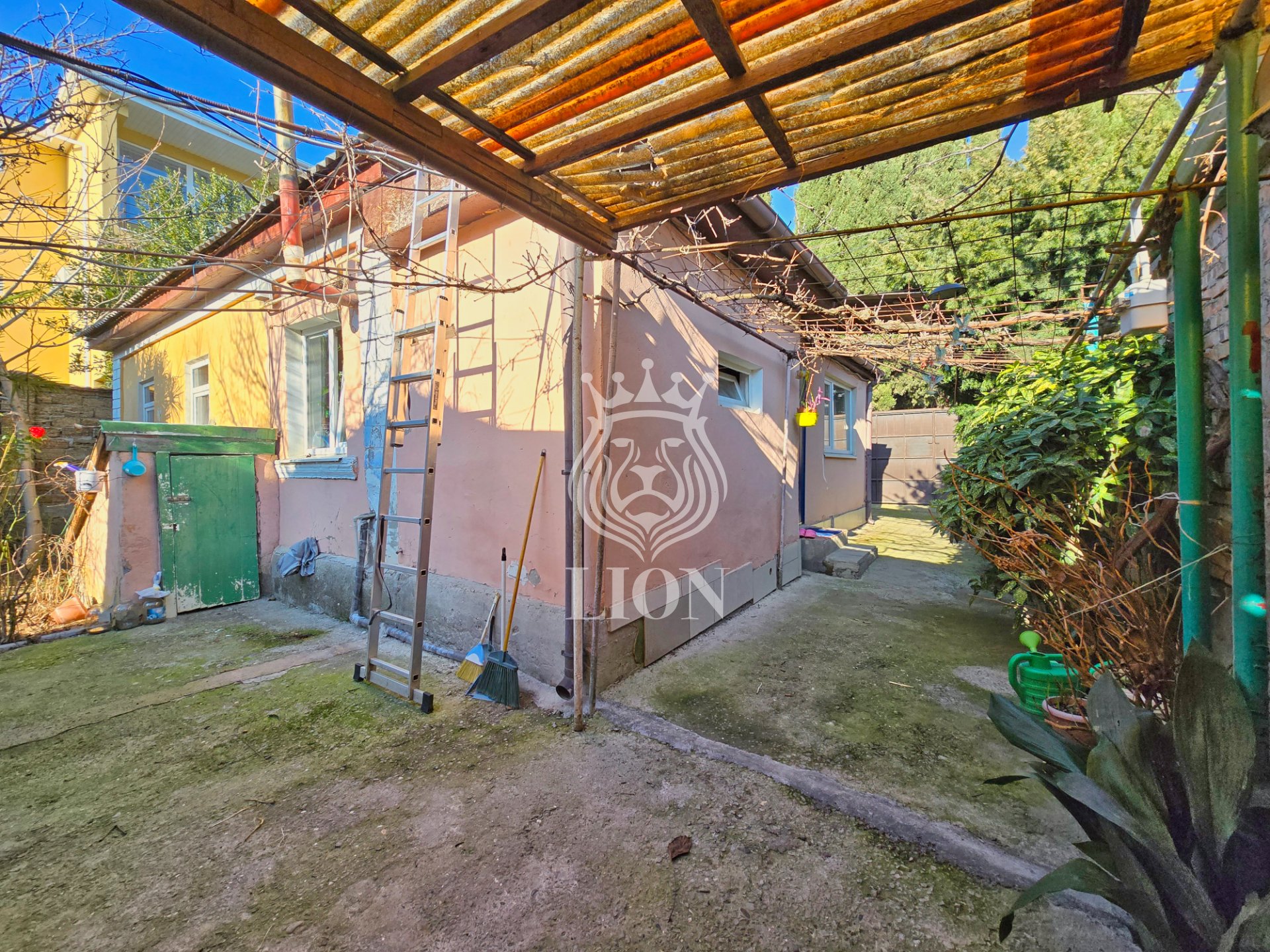 Дом 60 м² на 4.7 сот., Алушта — фото 17