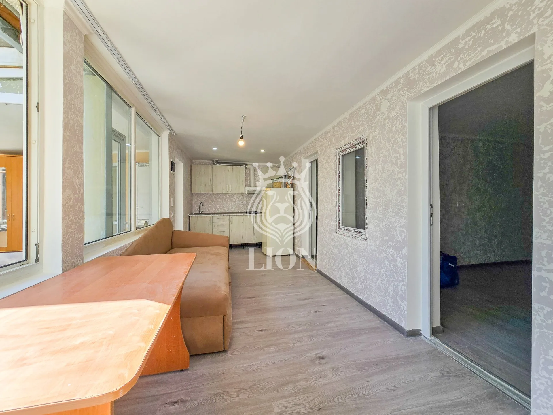 Дом 198.2 м² на 5 сот., Алушта