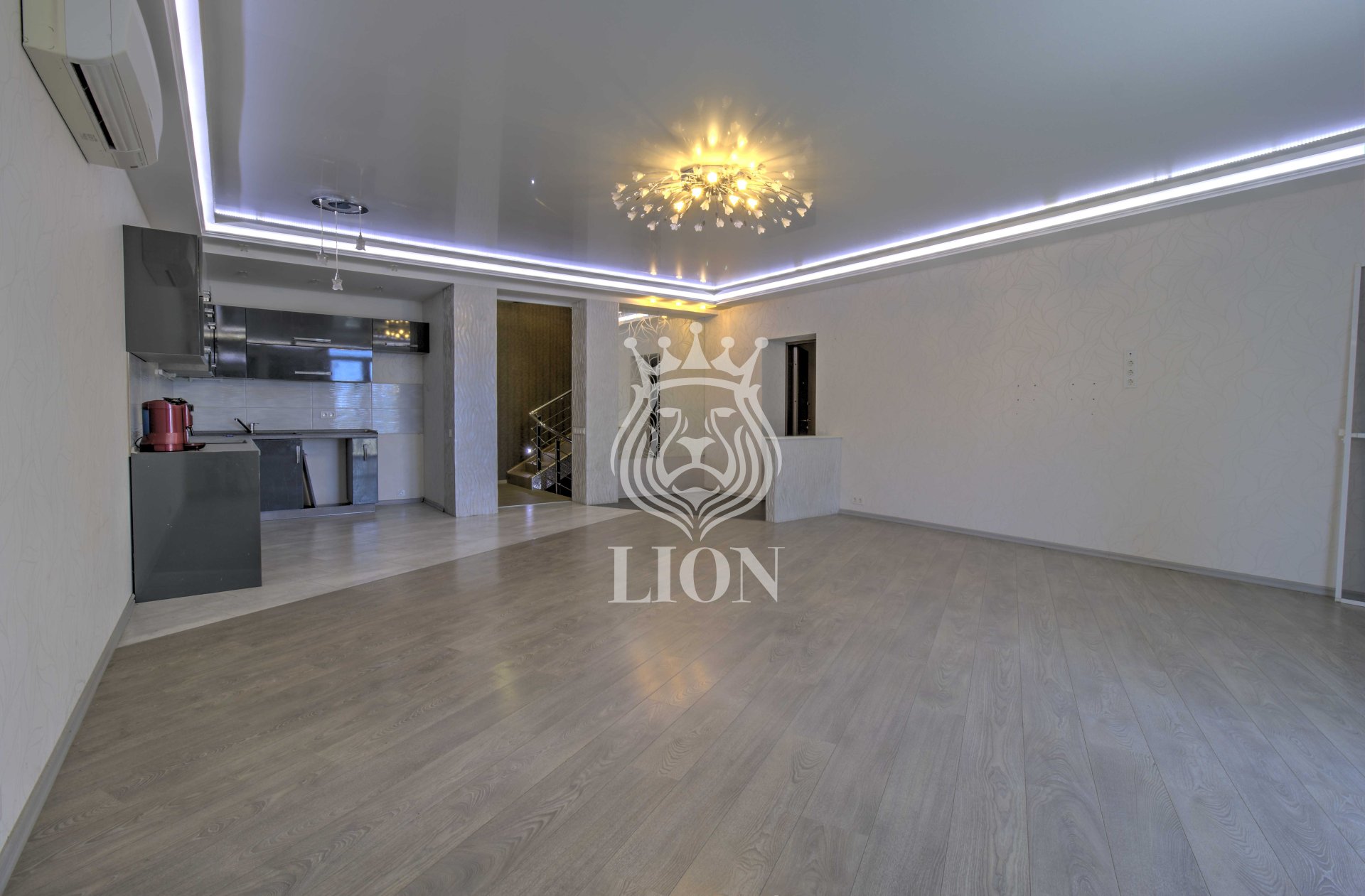 6-к апартаменты 230 м² 1/3 эт., Судакское шоссе — фото 31