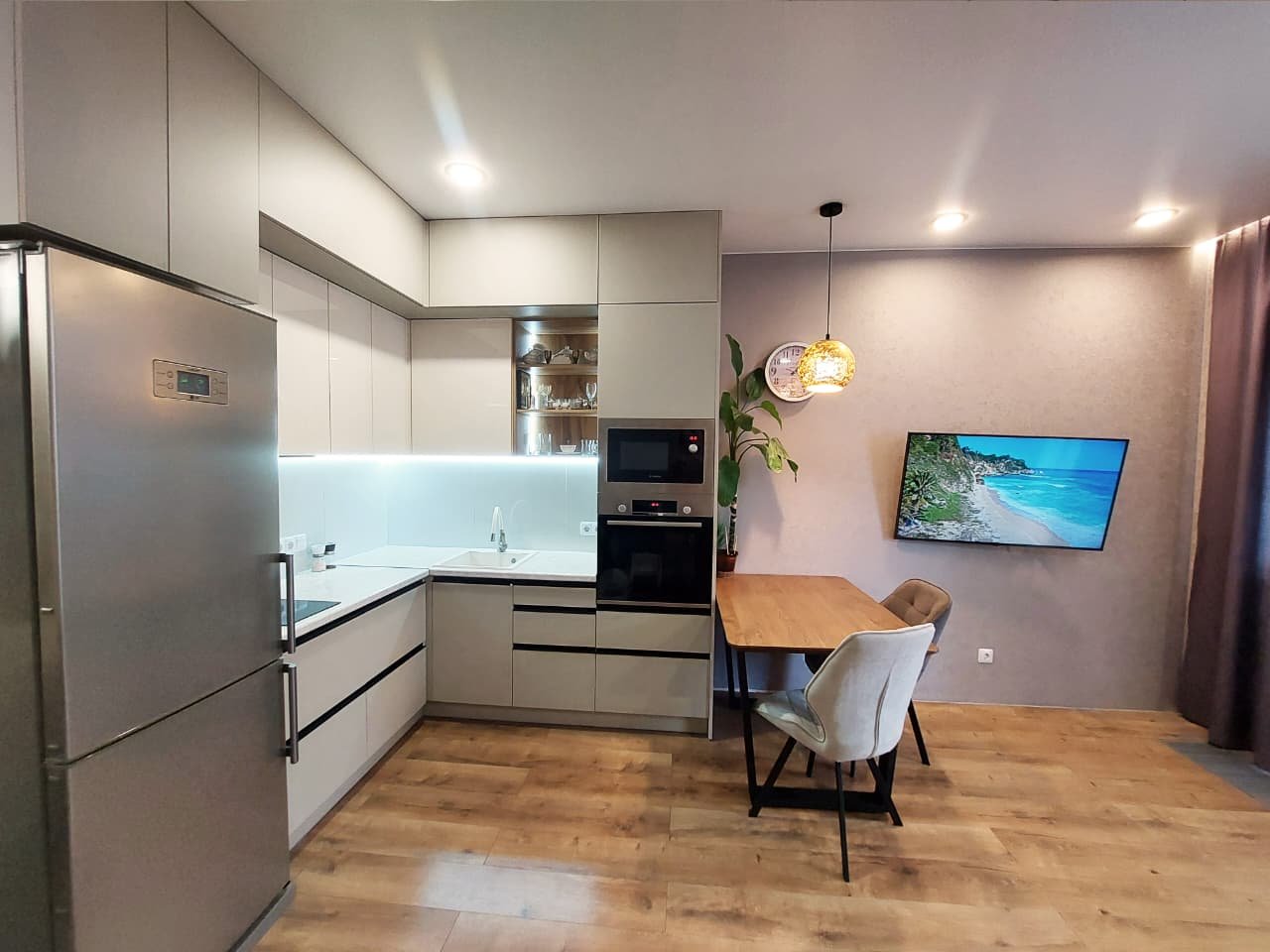 Студия 37.5 м² 11/16 эт., Западная