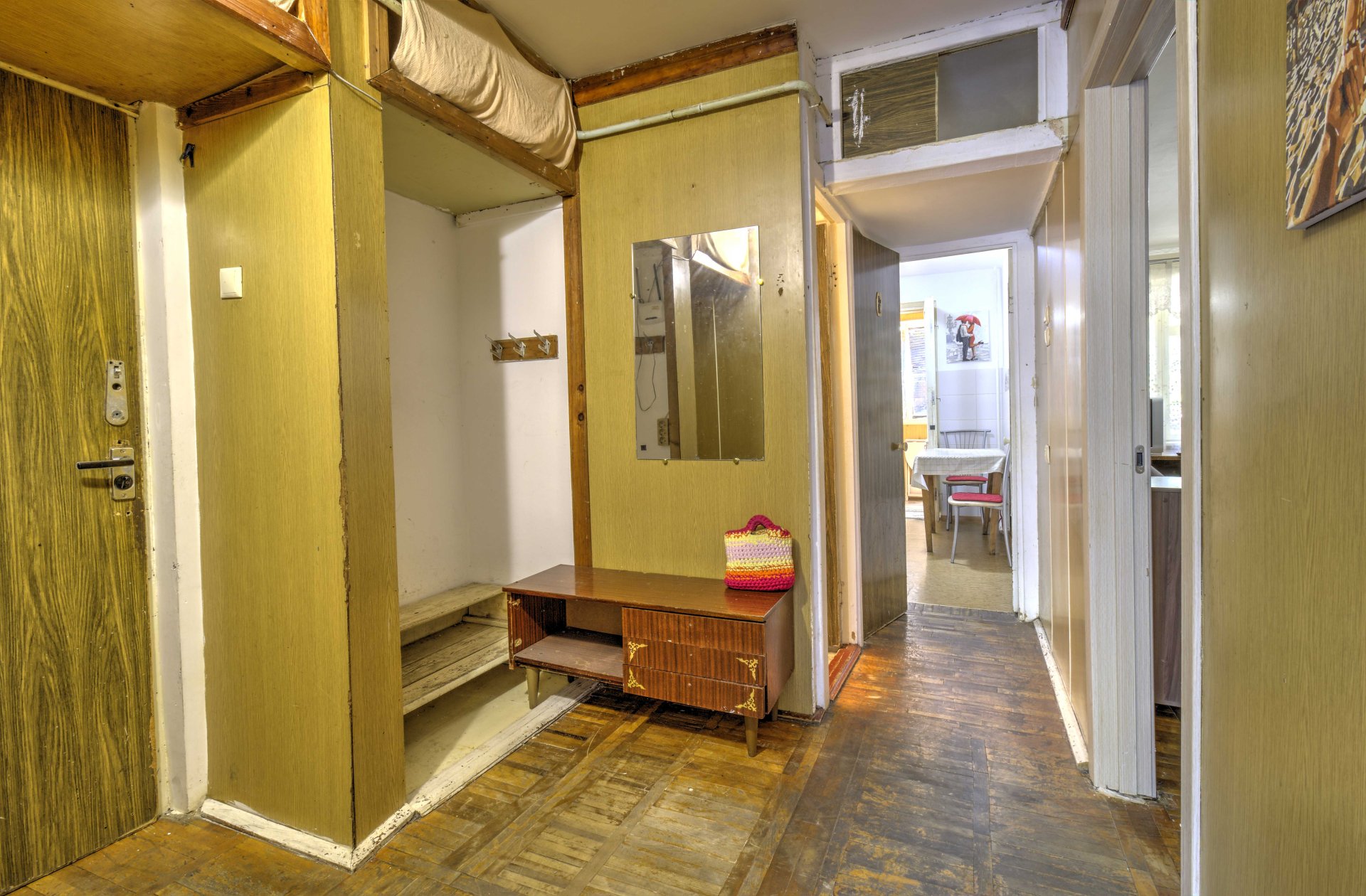 2-к квартира 57 м² 2/5 эт., Виноградная