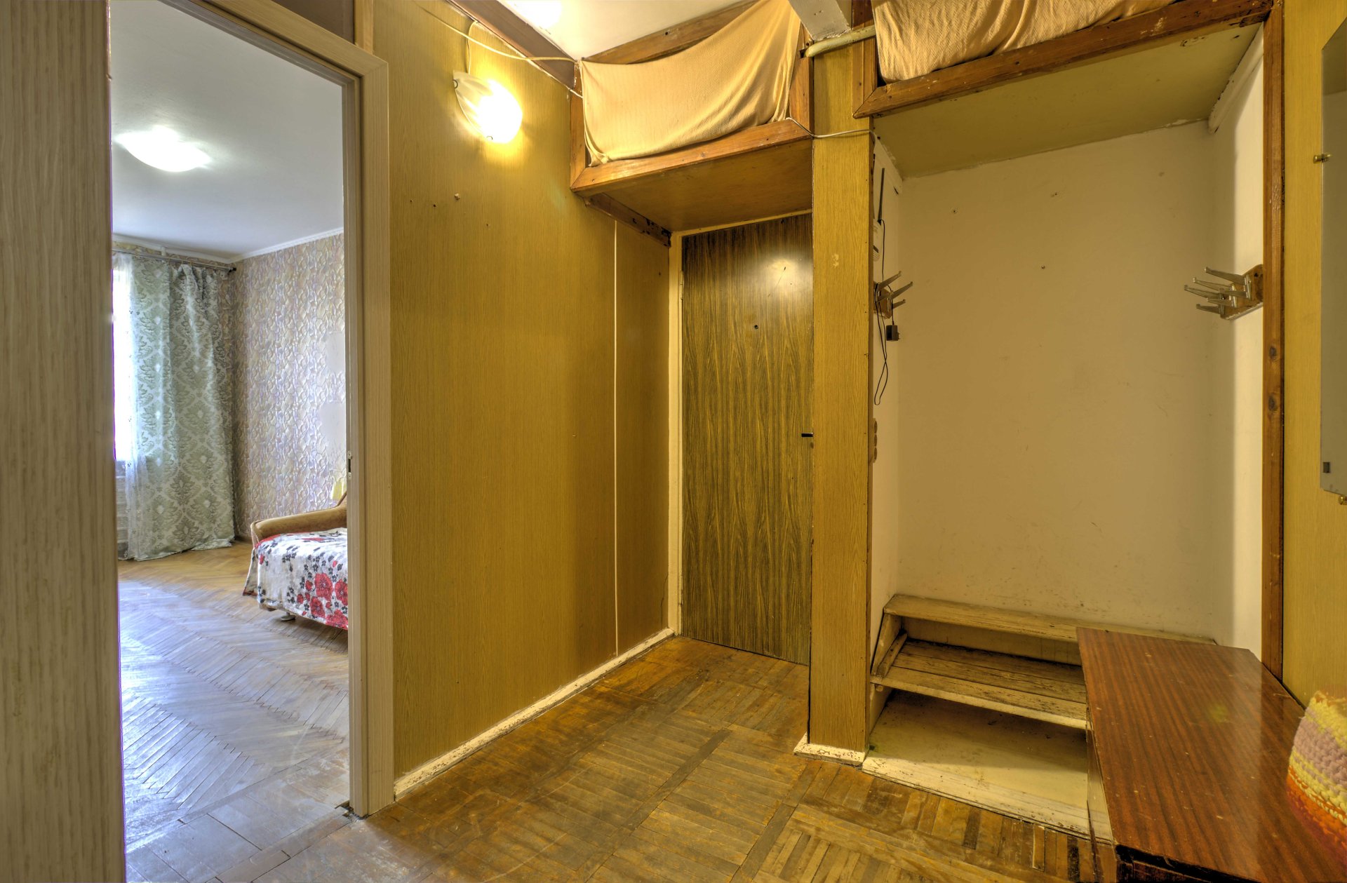 2-к квартира 57 м² 2/5 эт., Виноградная