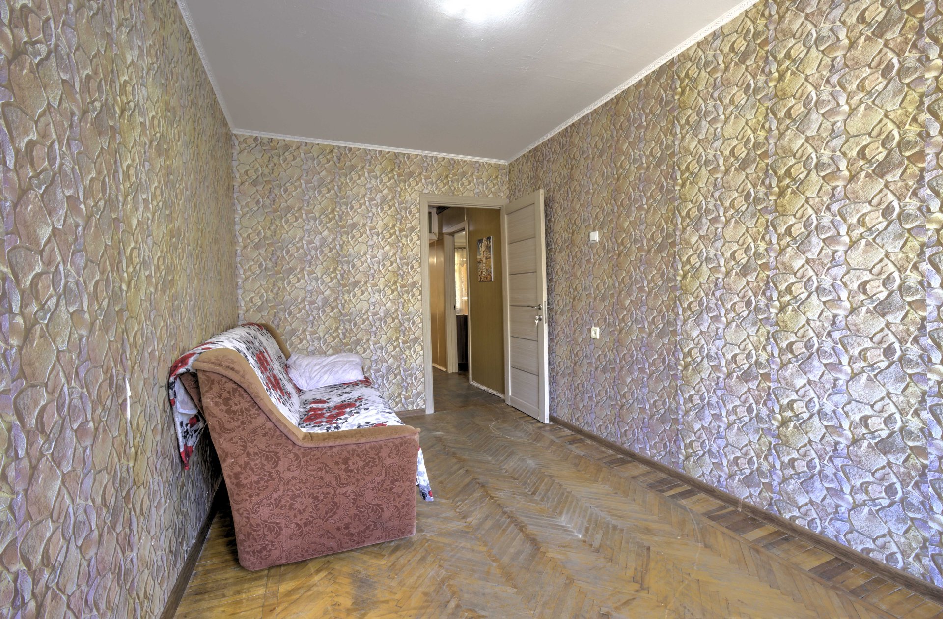 2-к квартира 57 м² 2/5 эт., Виноградная