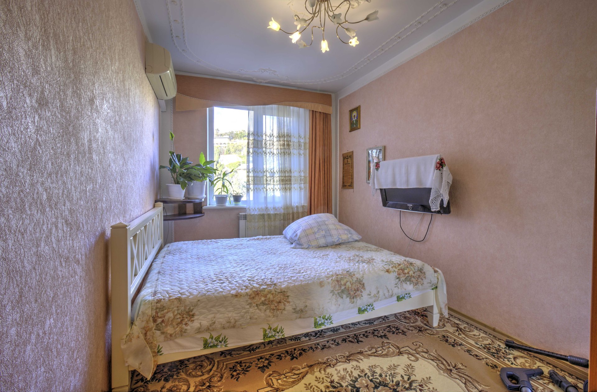 3-к квартира 66 м² 5/5 эт., Судакская