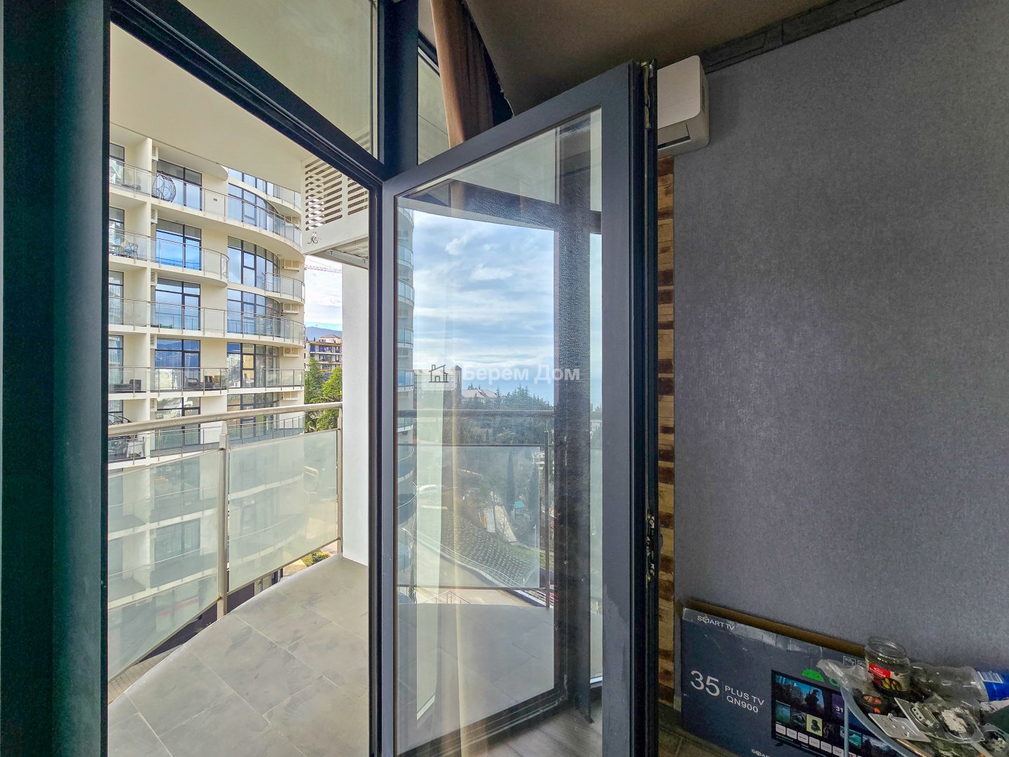 Апартамент с видом на море