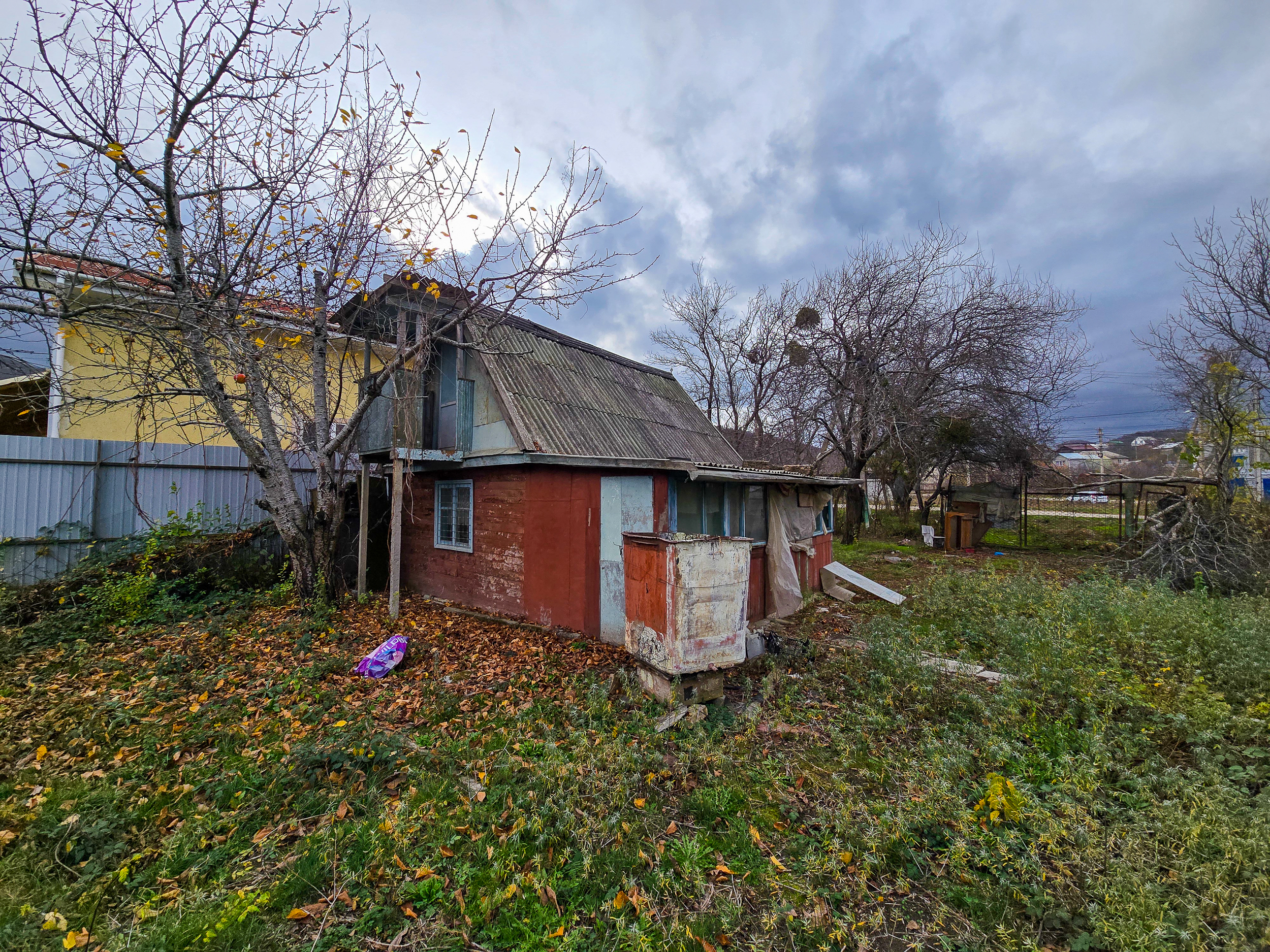 Ровный участок в центре с. Мраморное — фото 13